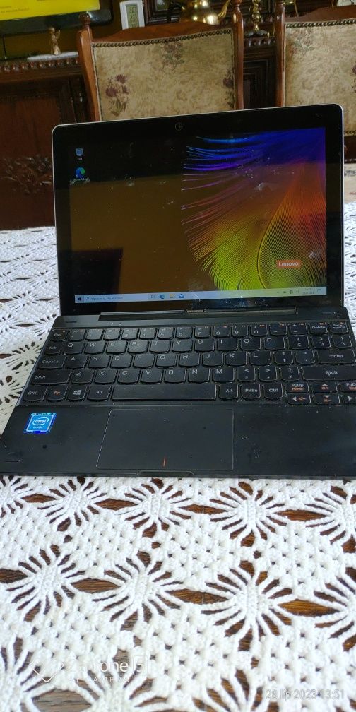 Lenovo ideapad MIIX 300-10 IBY