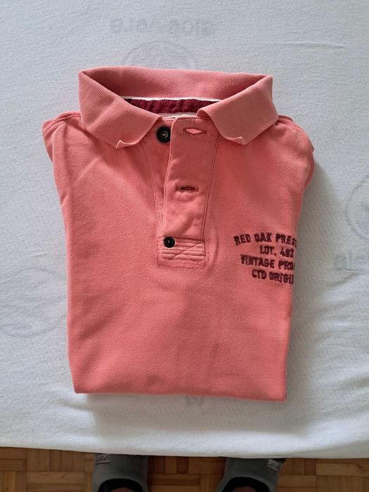 Polo de marca REDOAK, cor salmão , tamanho M , como novo.