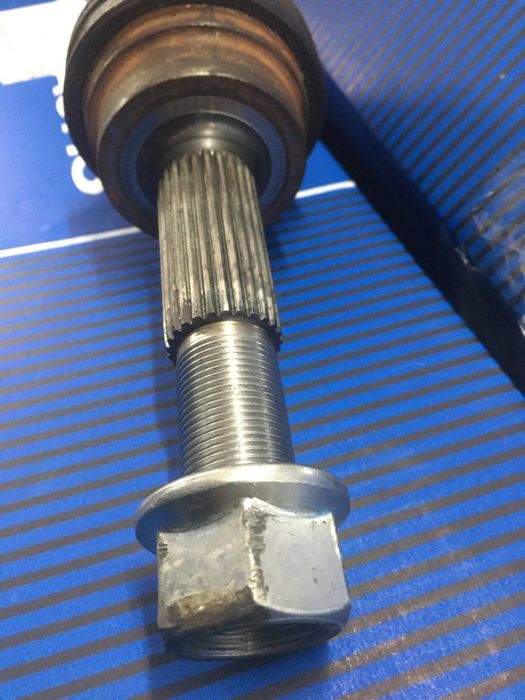 Nissan rogue 2020 Задня ліва зовнішня граната