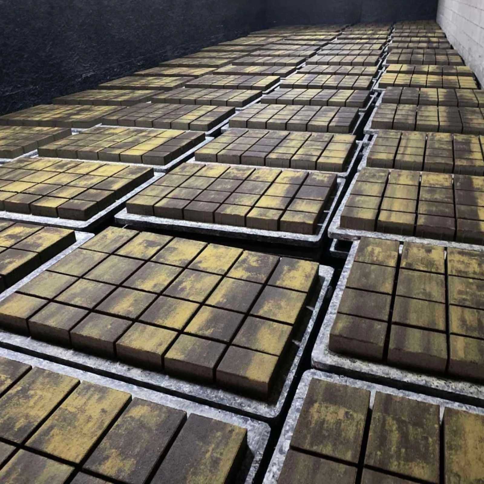 Газоблоки Стоунлайт та UDK Блоки з відсіву Бруківка Цегла лицювальна