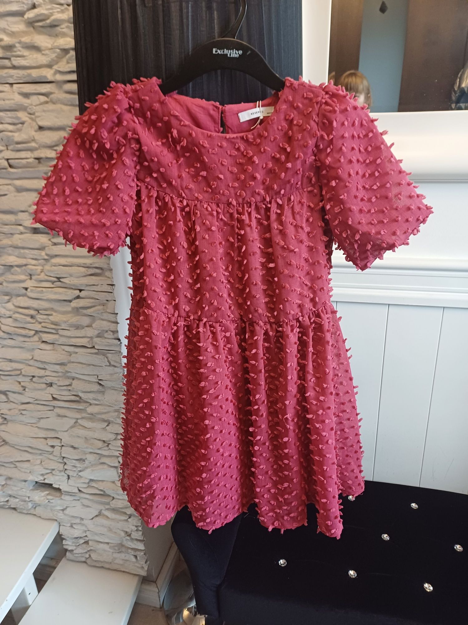 Sukienka dla dziewczynki Reserved r.140