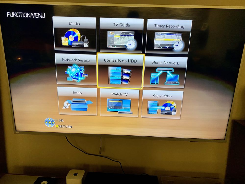 Dvd blu ray Panasonic DMR -BST730