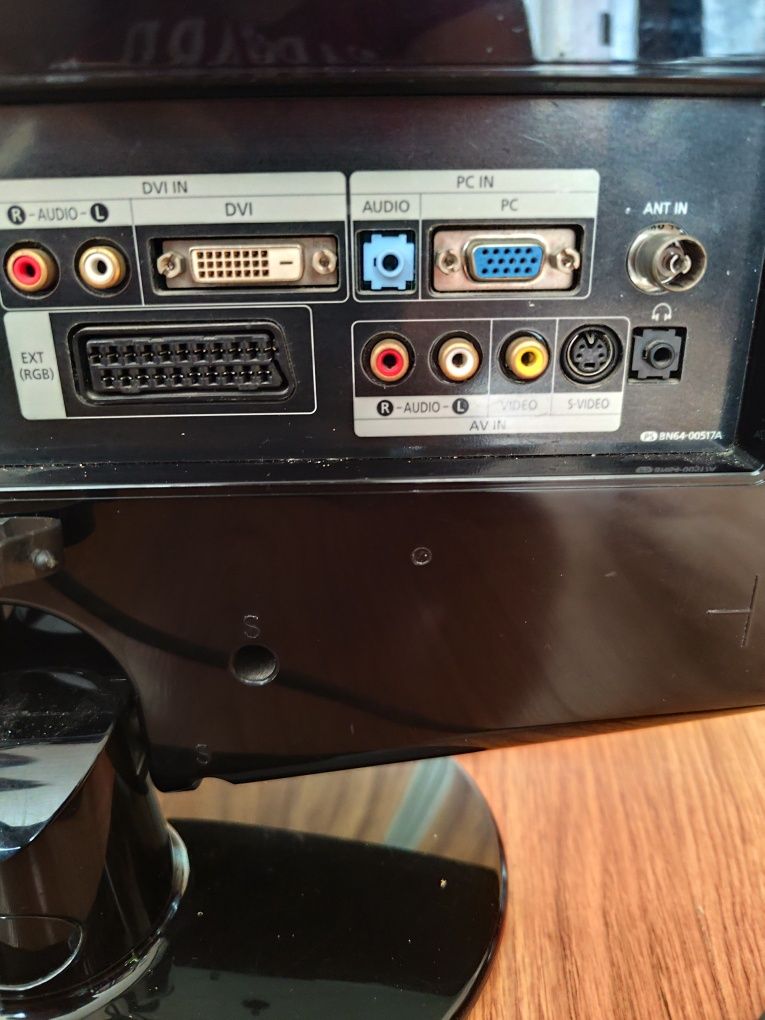 Monitor Samsung LE19R71B 19 cali