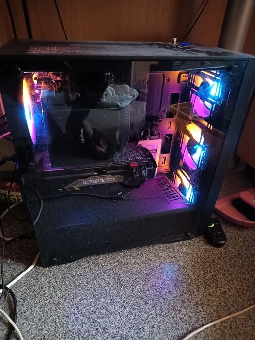 Komputer ryzen 7 3800xt, 2080 ti,thermaltake gold+750w, 16 ram 11vram
