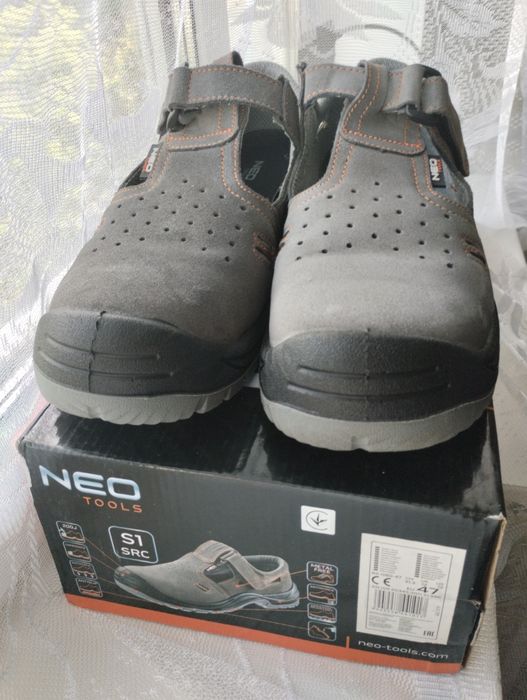 Робочі сандалі 47 р. NEO