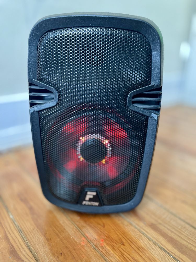 JBL Fenton.