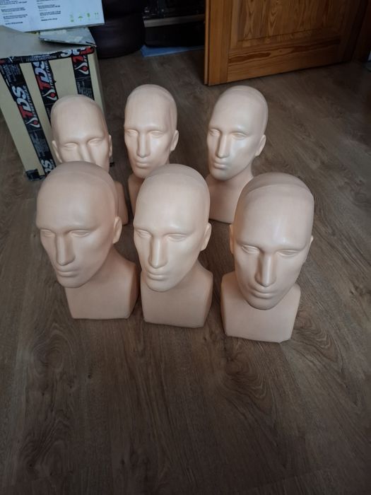 Głowa manekina do ekspozycji czapkek
