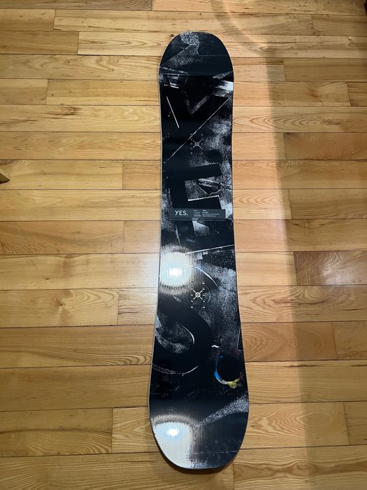 Yes basic 156W snowboard deska
