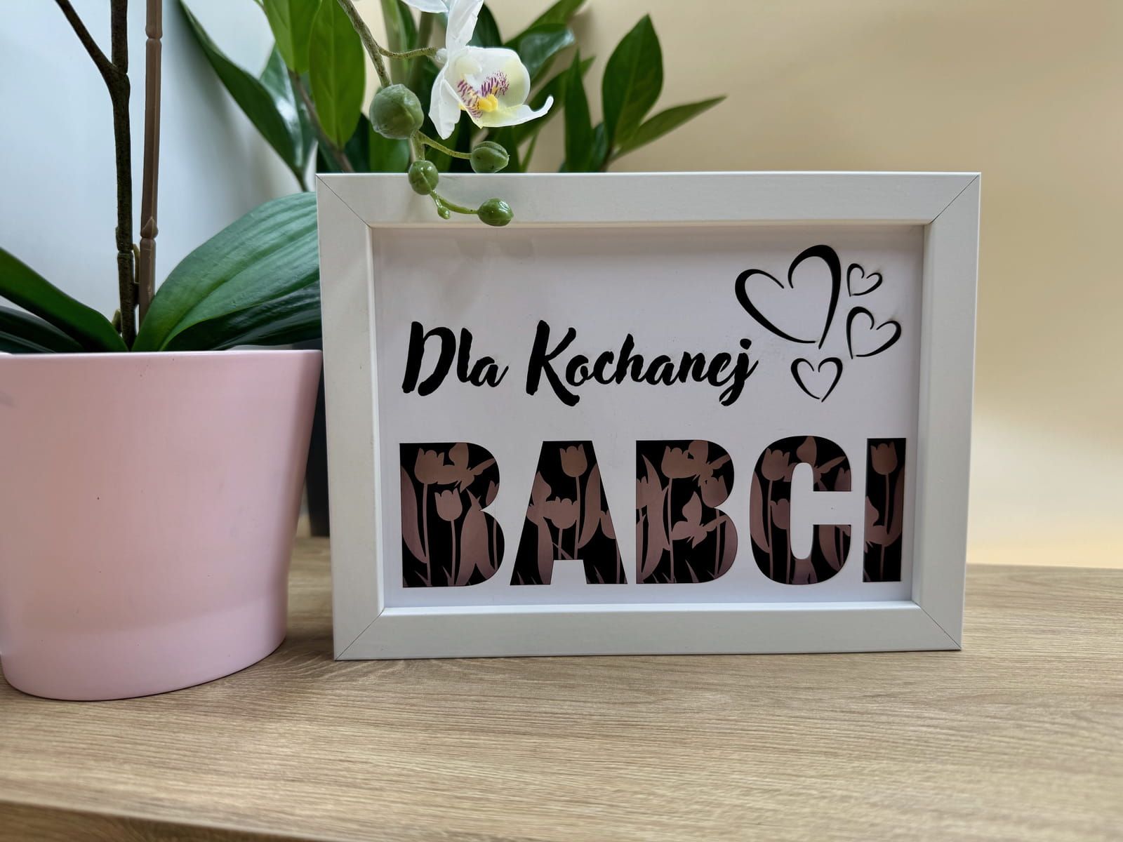 Ramka 3D shadow box Dla Kochanej Babci Tulipany 20x15