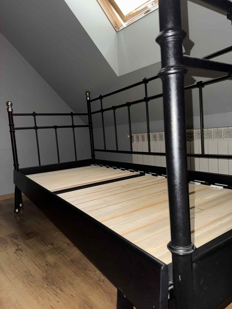Łóżko Ikea SVELVIK
