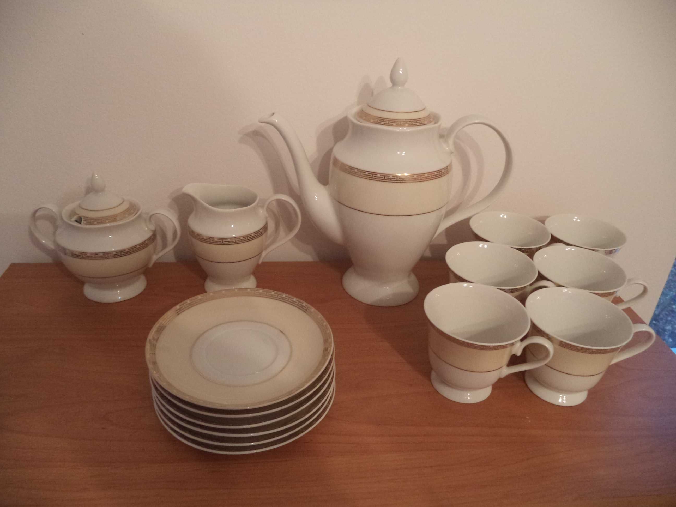 Serwis kawowy Chodzież porcelana dla 6 osób komplet