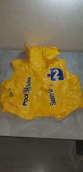 Жилет дитячий надувний для плавання