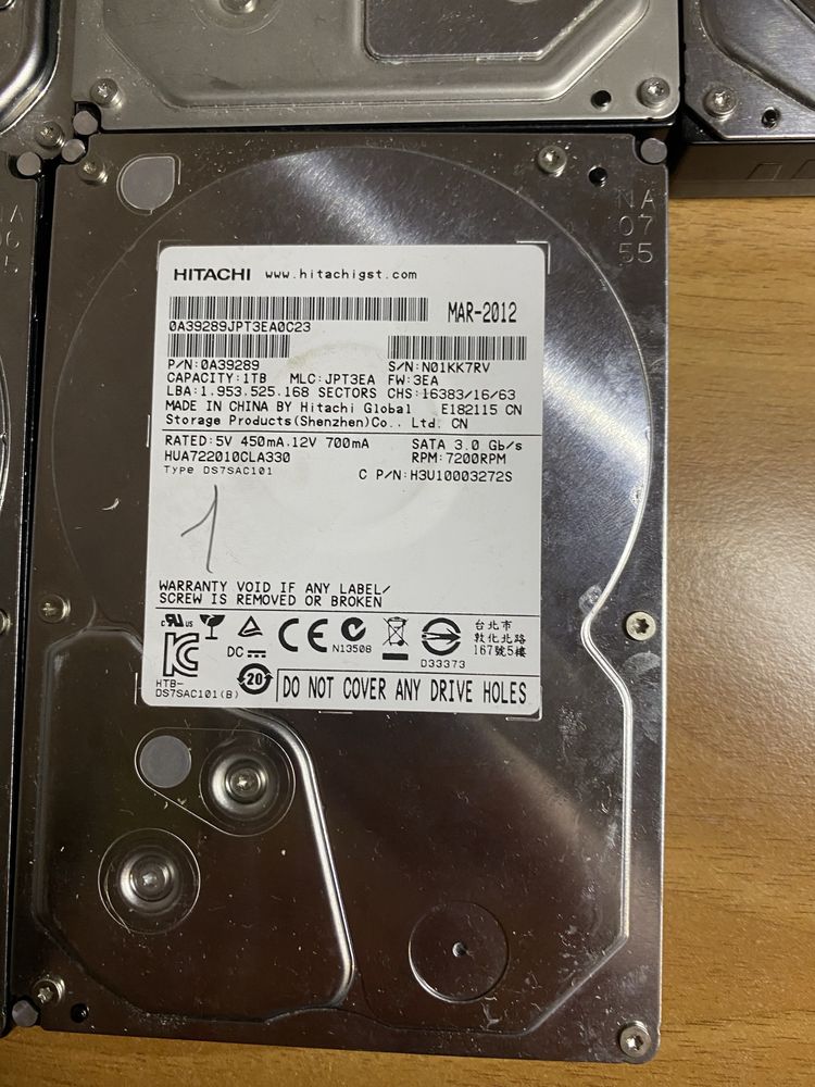 HDD жорсткі диски 1Тб /2Тб