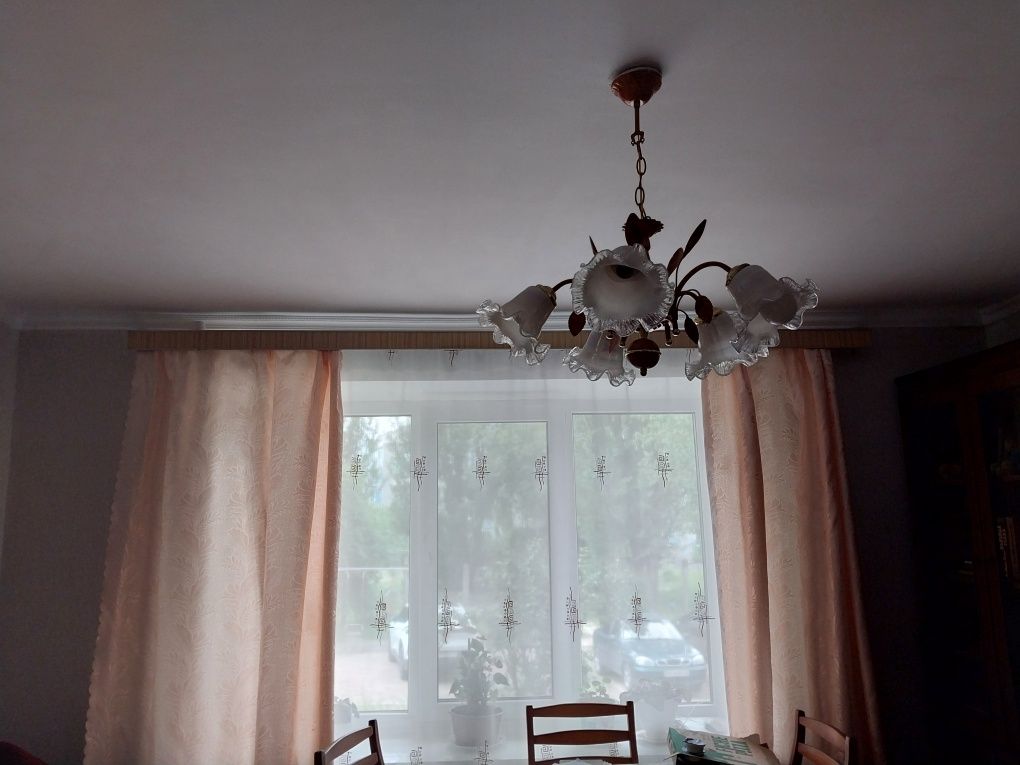 Продам 2-х кімнатну квартиру