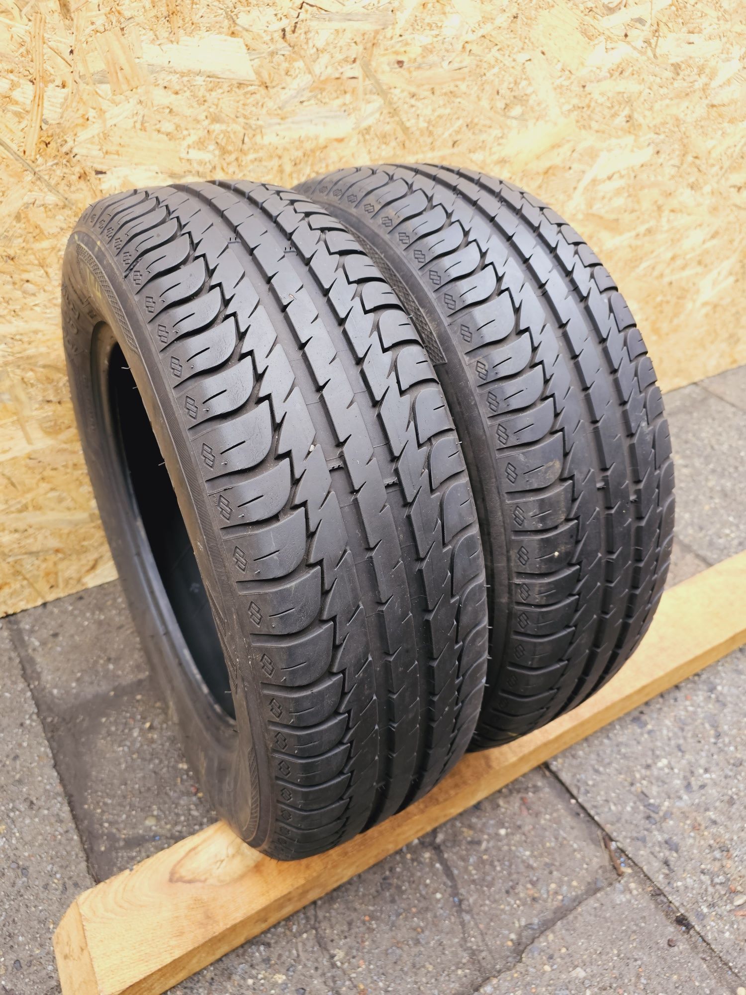 BDB Stan 6,5mm. 195/65 r15 Kleber Dynaxer HP3. 0917