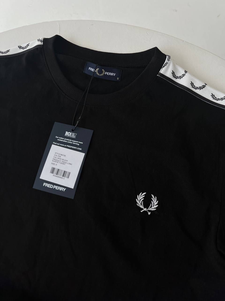 Лонг від Fred Perry оригінал на лампасах