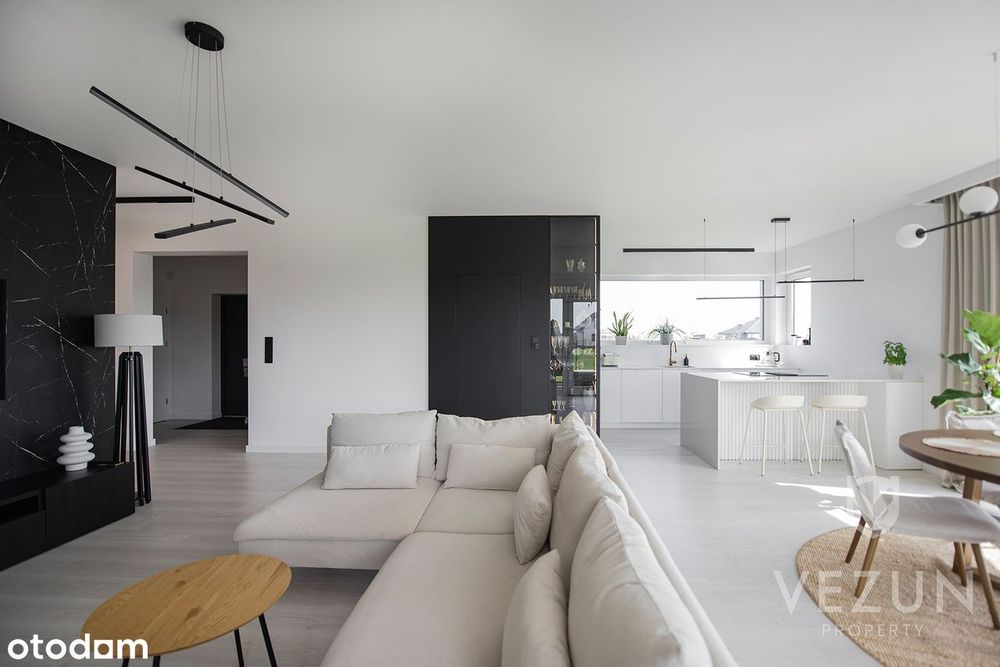 Dom parterowy o pow. 202 mkw,  pokoje, WYSOKI STANDARD