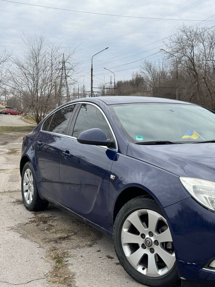 Срочно продам Opel Insignia