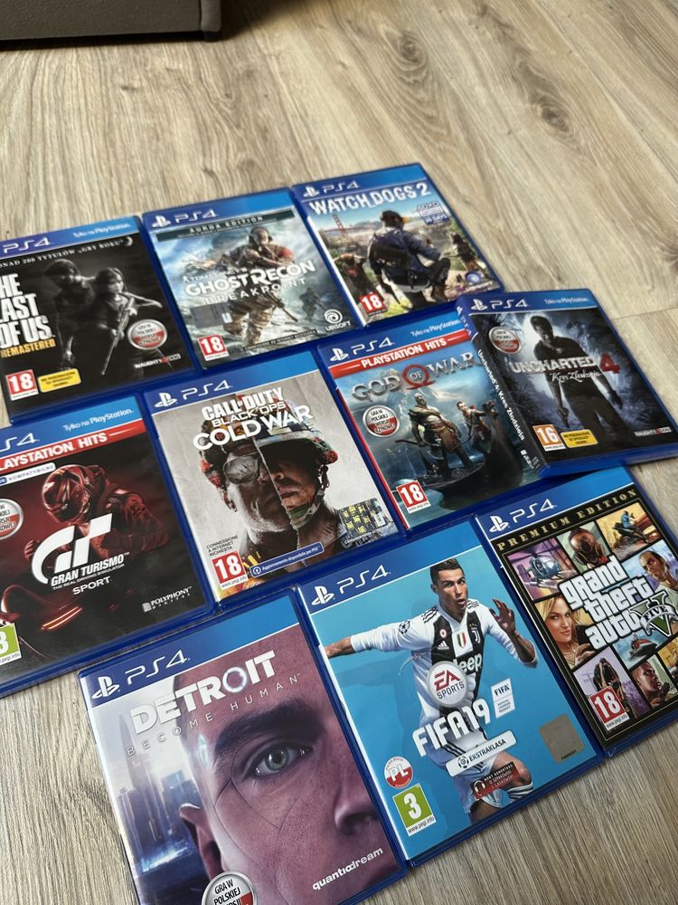 Gry na PS4 gta v, uncharted, call of duty, fifa