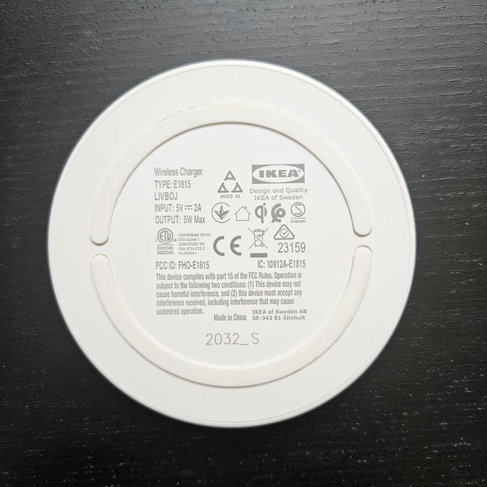 Ładowarka bezprzewodowa IKEA LIVBOJ