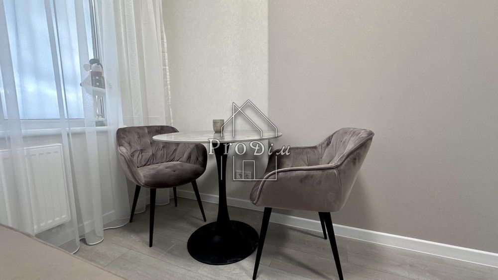 Продаж квартири 43м2 з ремонтом ЖК Південний Квартал Сім"ї Стешенків 9