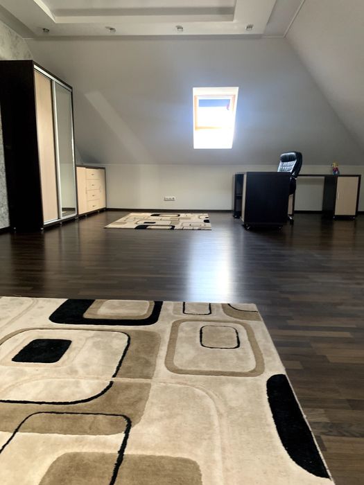 Продаж великого та гарного будинку без посередників