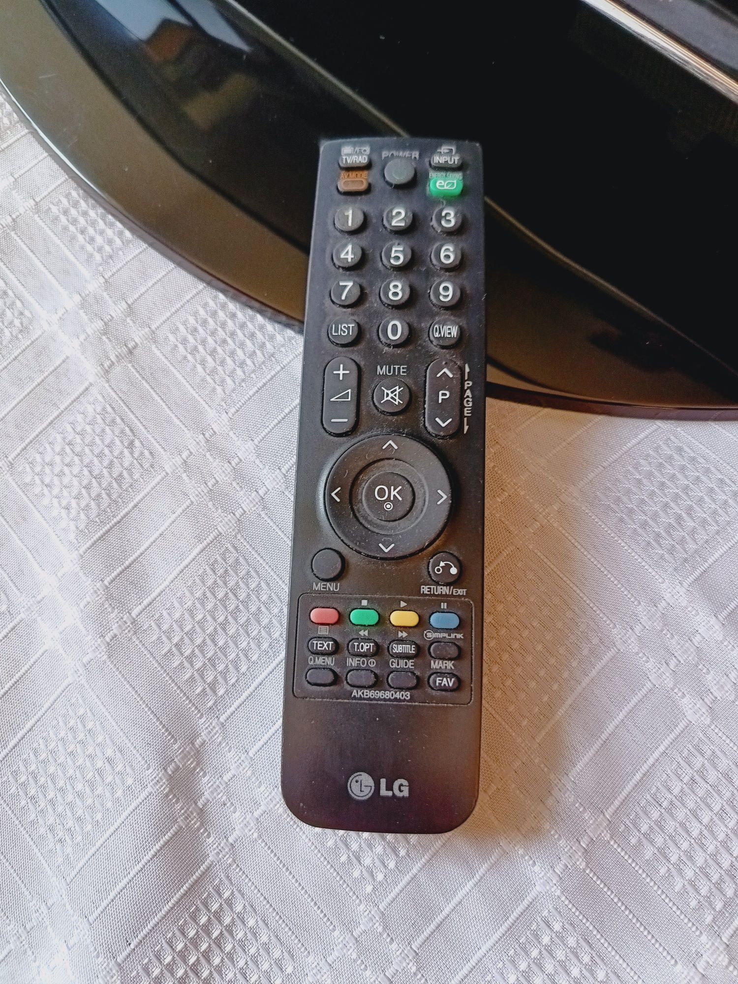 Telewizor LG 37 cali, z pilotem