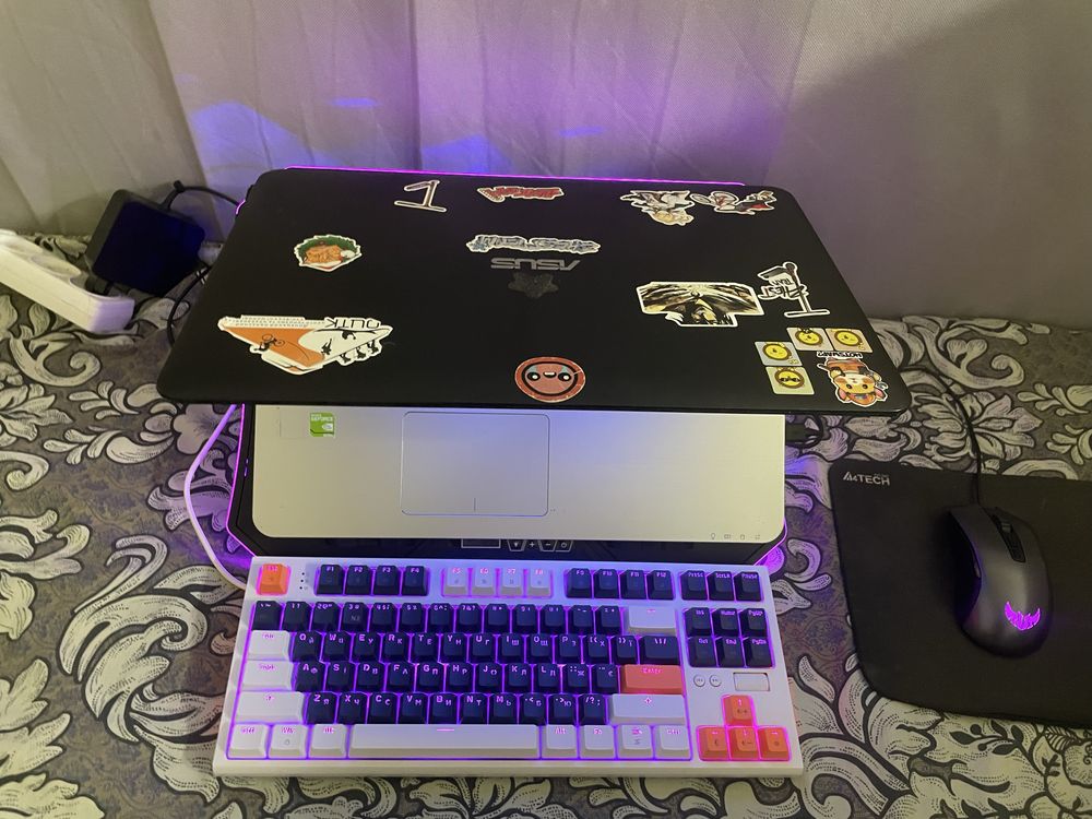 ТОП ! Ноутбук ASUS + клавиатура, мышь и сумка !!!
