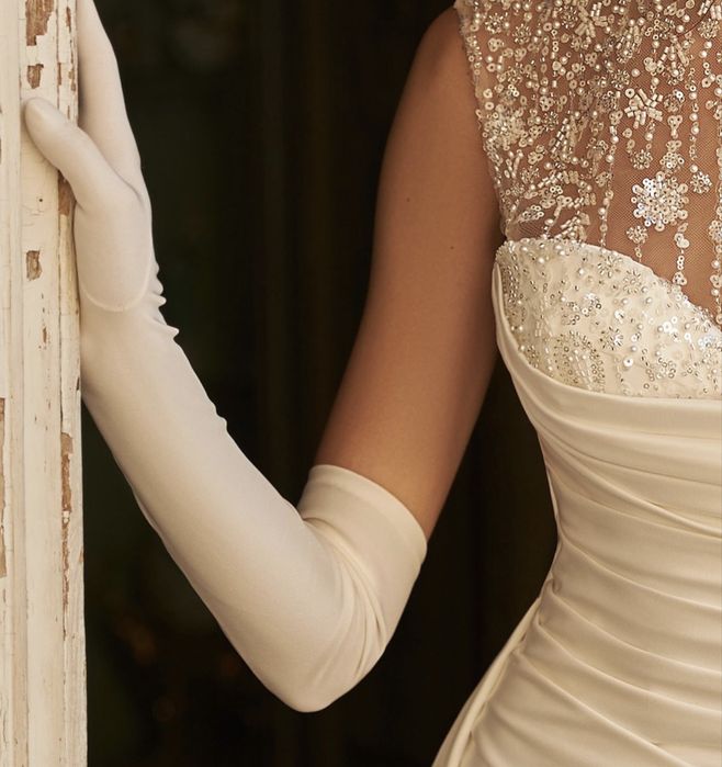 Весільна сукня Кремового кольору