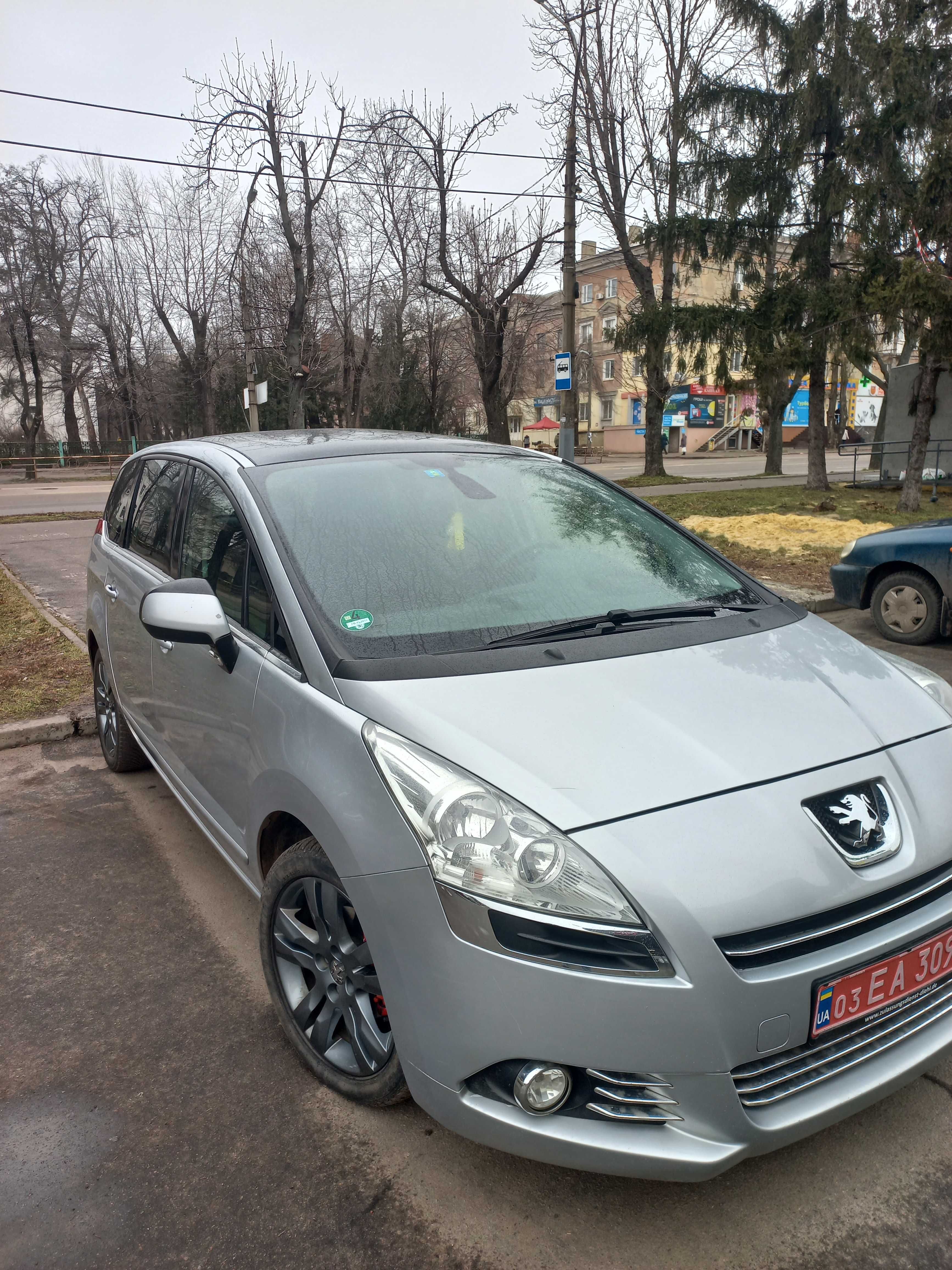 Терміново Peugeot 5008