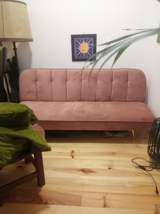 Sofá Clic-Clac usado cor de rosa