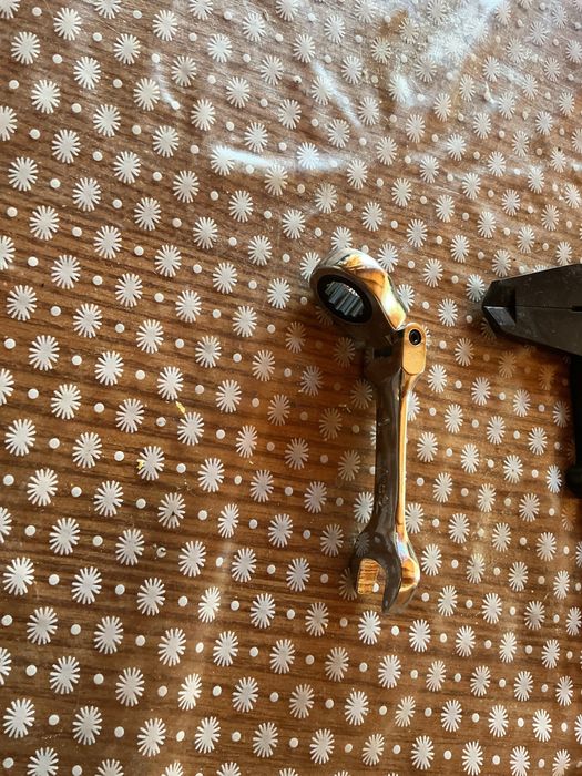 Ключ 10мм рожково-накидной трещоточний с поворотной головкой усилений