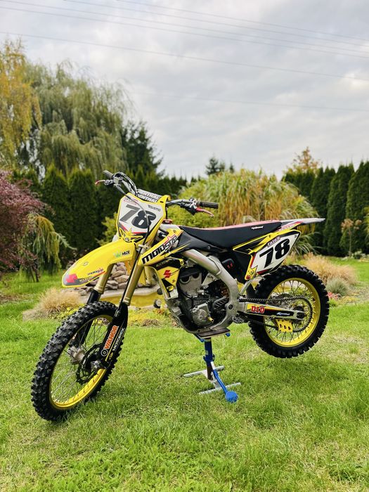 Suzuki rmz 450 rok 2015 Öhlins, akrapovič, exel, hinson