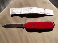 Scyzoryk Victorinox Huntsman 1.3713 nowy!