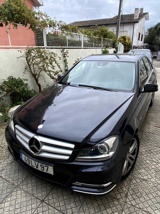 Mercedes 220 CDI