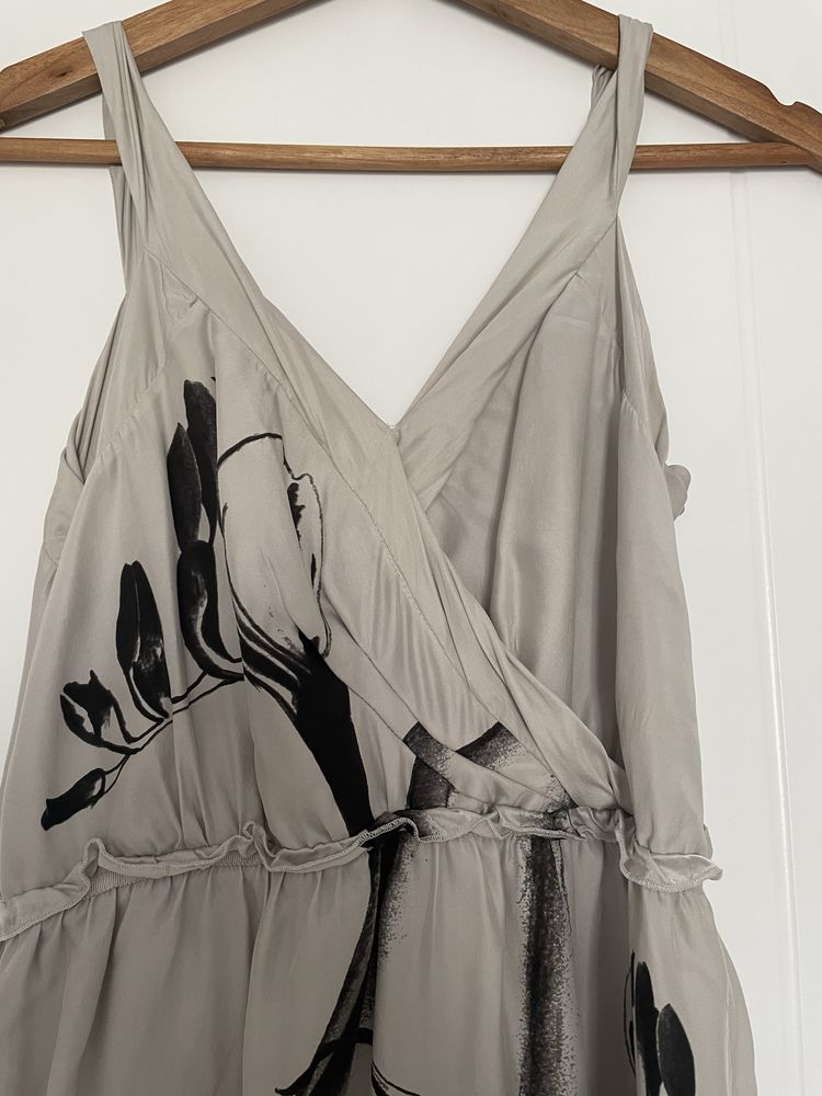 Banana Republic jedwabna sukienka jedwabna 34xs Massimo Dutti jedwab