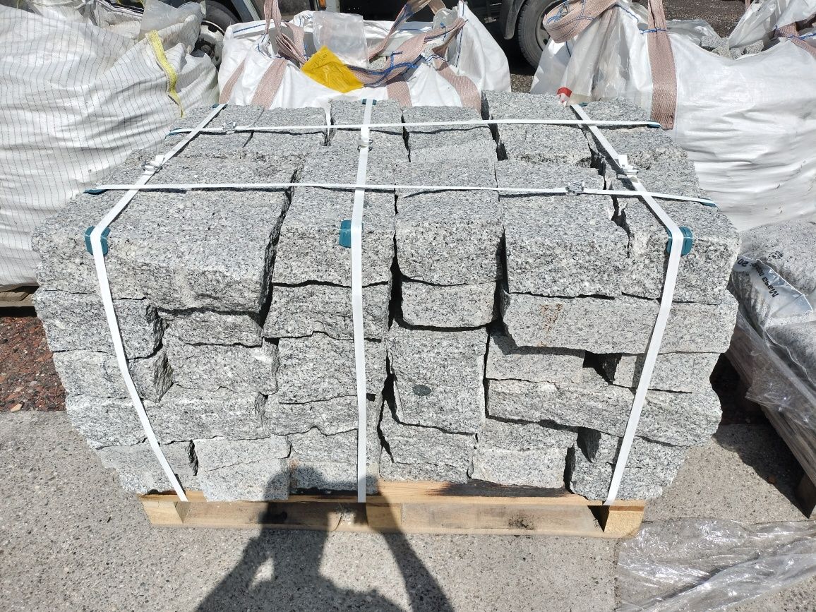 Granit kostka palisada cegielka granitowa obrzeże kamień murowy