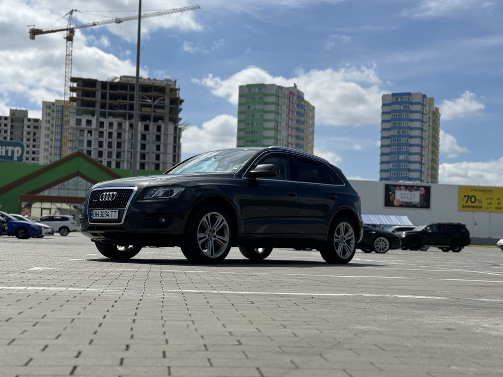 Audi Q5 2011 рік