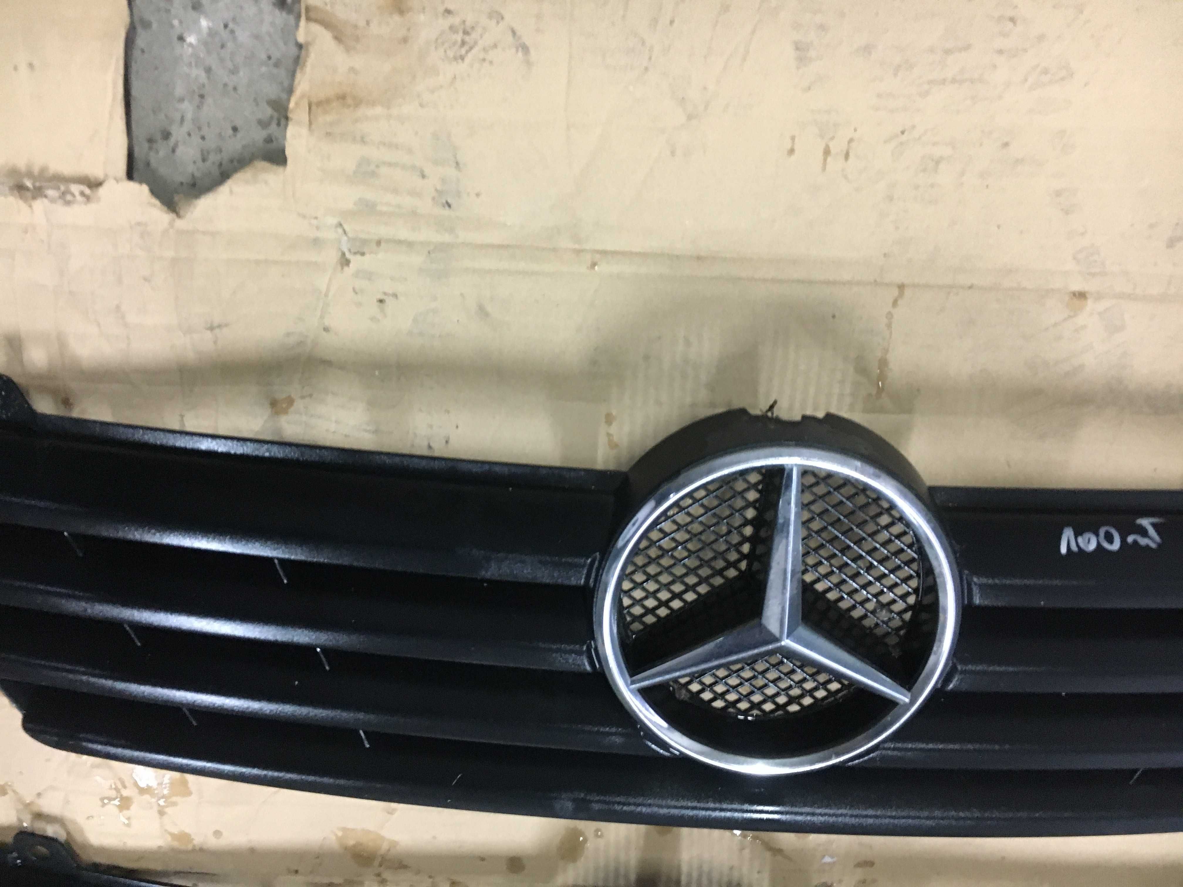 Mercedes sprinter grill gril atrapa A901