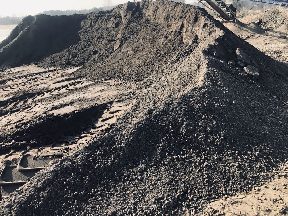 Ziemia ogrodowa przesiana