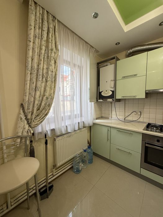 Здаю 2 кім Центр і/о поблизу озера