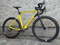 Canyon Inflite CF SL Reynolds r.L