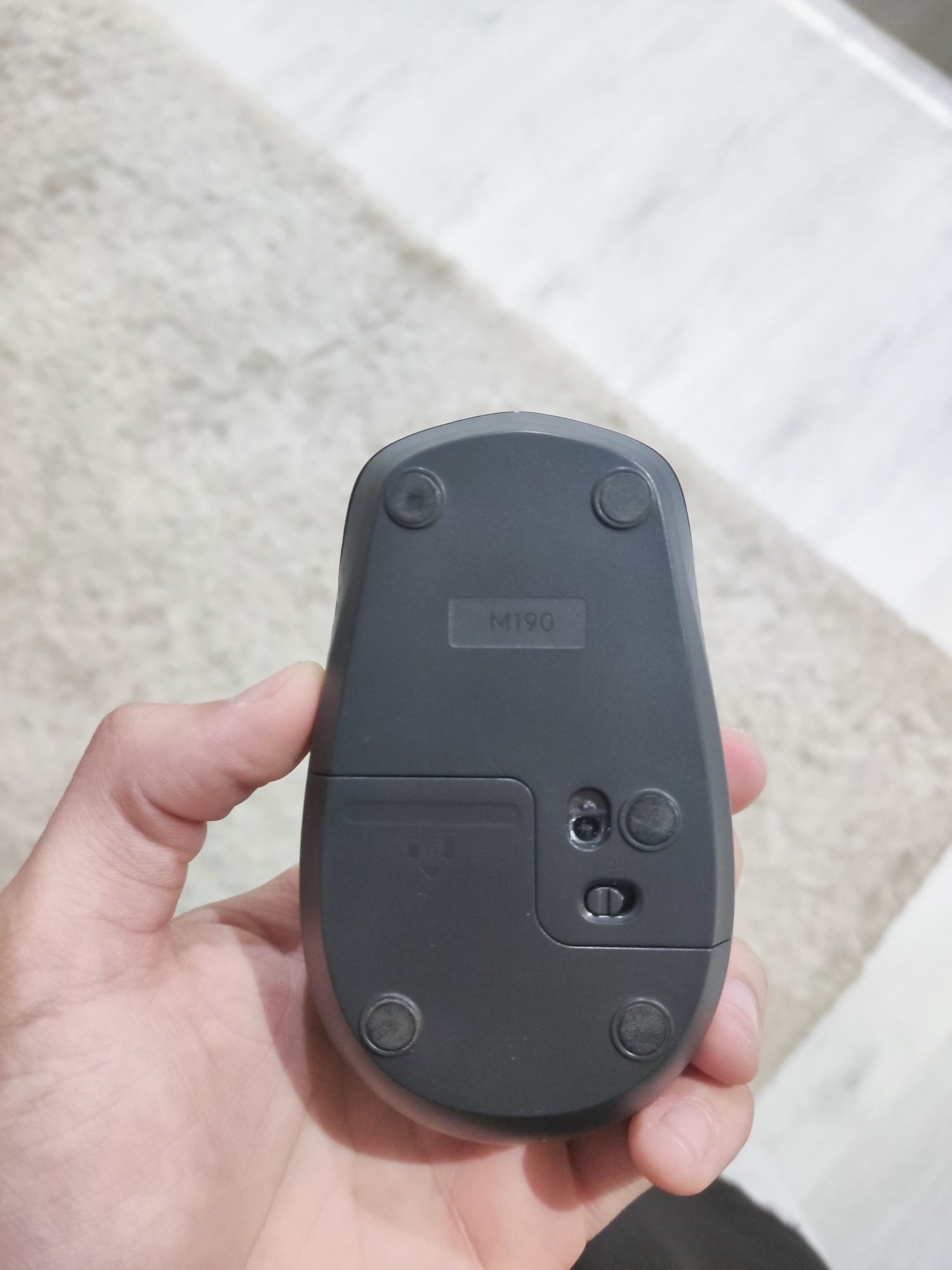 Беспроводная мышь Logitech