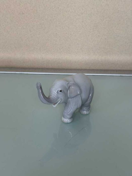 Слон Llardo коллекционный слоненок талисман, слоненя