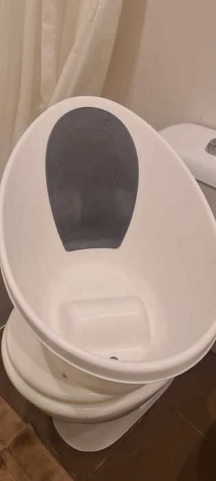Banheira de bebé ergonómica Shnuggle