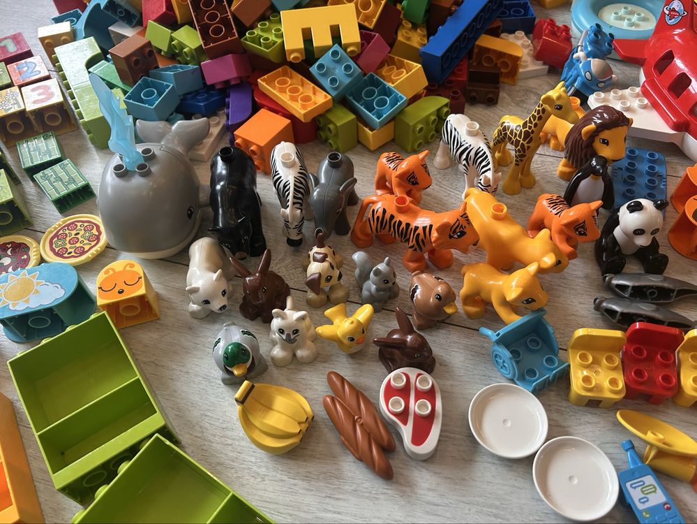 Lego duplo duży zestaw klocków pojazdy ludziki zwierzeta tory duzo el.