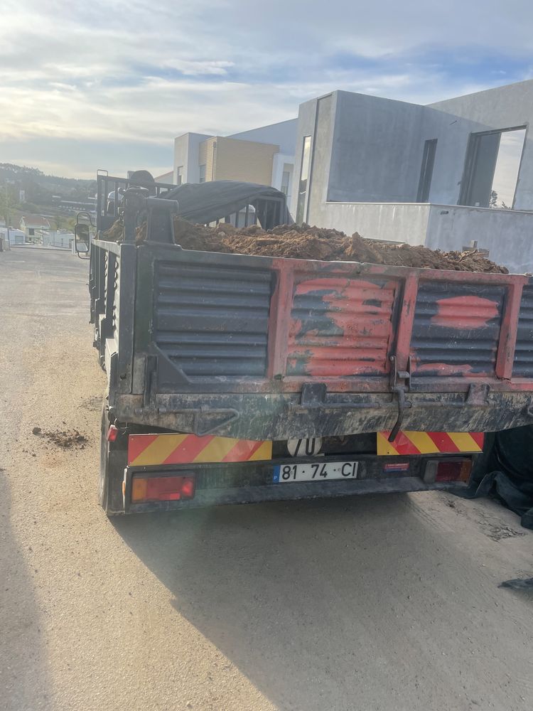 Recolha entulho,madeira vários serviços de camiao