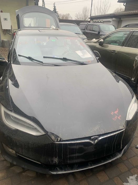 Tesla model S Розборка шрот запчастини для Тесла модел с