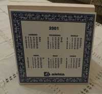 Calendário 2001, 2 azulejos, pintados à mão Cerâmicas Aleluia