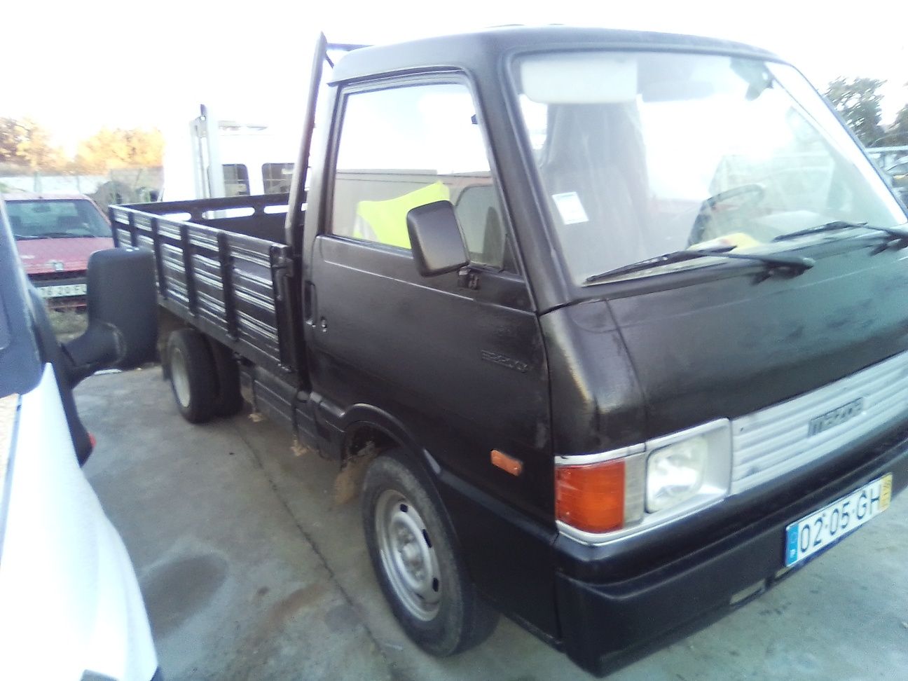 Mazda E220,novo motor